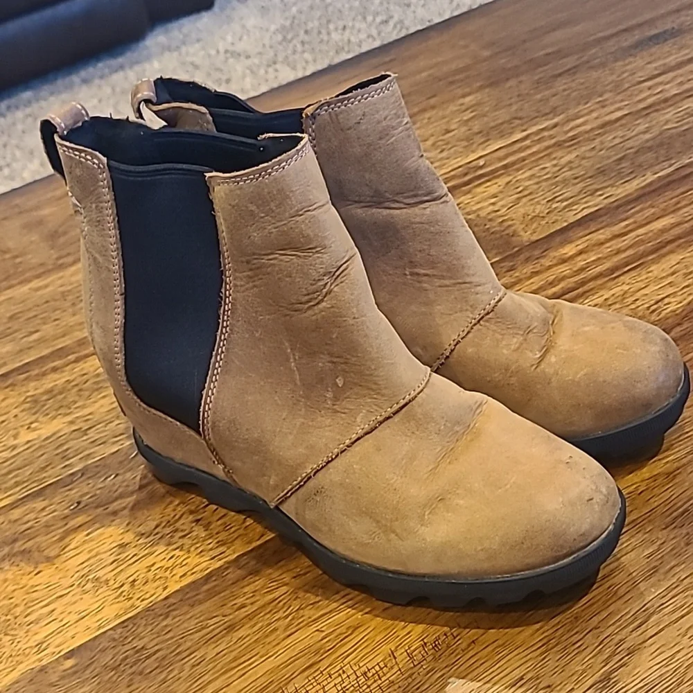 Sorel Joan of Arctic II Chelsea Wedge Boot 8.5 - Picture 1 of 7